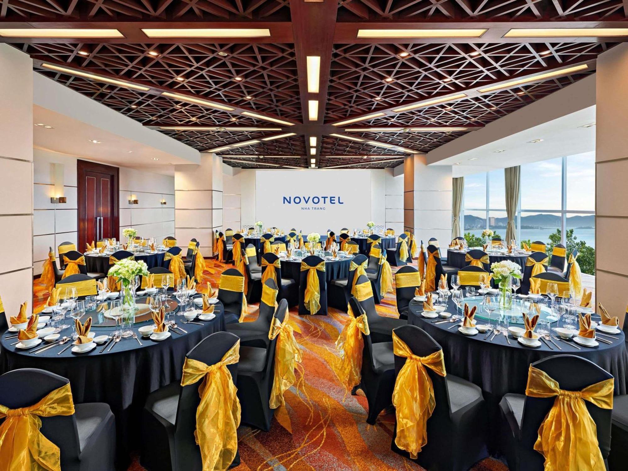 Novotel Nha Trang Exterior foto